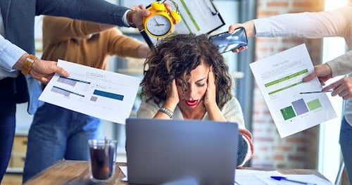 RPS, images d'une femme troublées devant les analyses