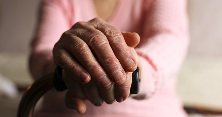 Risk for Infection: an exclusive collaborative platform between MHT and retirement home in France
